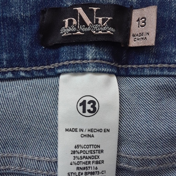 Jean - Picture 4 of 5